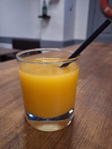 Daiquiri mangue cocktail proposé dans votre bar House of bears lyon 7