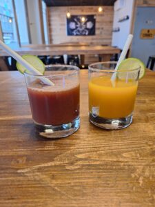 Daiquiri mangue ou daiquiri fraise, cocktail du bar House of bears lyon 7